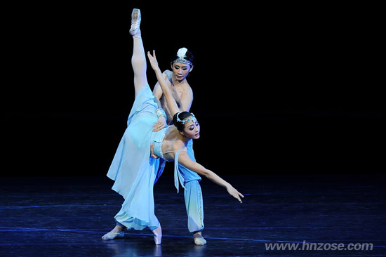 海南省歌舞剧院-剧院新闻-天津芭蕾舞团「足尖